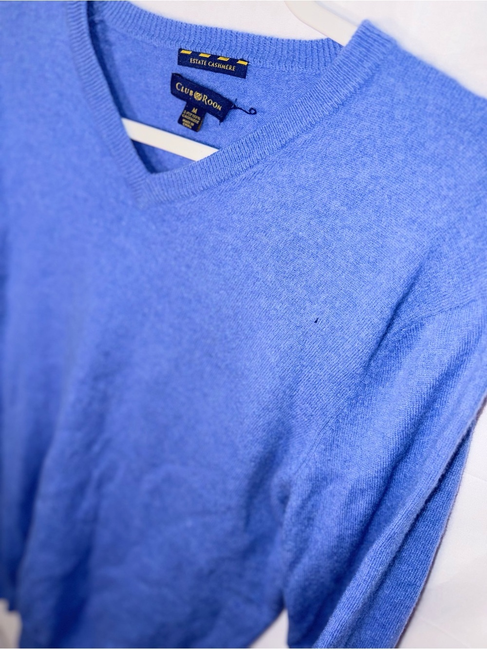 Club Room Estate Cashmere Men Classic V-Neck Blue Sweater Pullover Size Medium - Picture 3 of 15